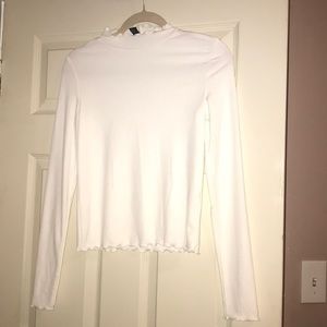 Lettuce edge top ivory